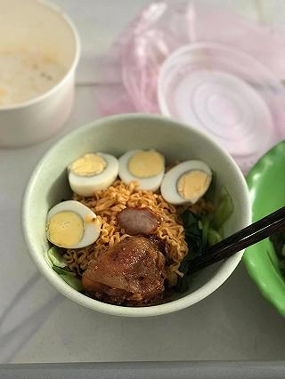 Mì trộn Tên Lửa quận Bình Tân - ảnh 4 mi tron ten lua quan binh tan - anh 4