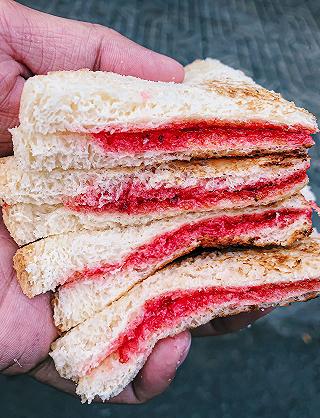 💁🏻♂️THƠM ƠI LÀ THƠM SANDWICH 10K NƯỚNG DÂU 🍓 BƠ 🧀 ĐẬU PHỘNG 🥜 CA DÉ. - ảnh 5 💁🏻♂️thom oi la thom sandwich 10k nuong dau 🍓 bo 🧀 dau phong 🥜 ca de. - anh 5