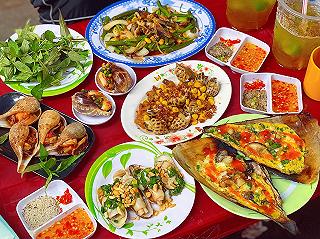 Trưa thèm hải sản ghé hàng ỐC HẰNG HÀNG XANH nổi danh tươi ngon với nhiều loại lạ thu hút bao thực khách gần xa - ảnh 4 trua them hai san ghe hang oc hang hang xanh noi danh tuoi ngon voi nhieu loai la thu hut bao thuc khach gan xa - anh 4