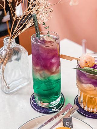 Quán cafe xinh tại Hồ Con Rùa - ảnh 3 quan cafe xinh tai ho con rua - anh 3