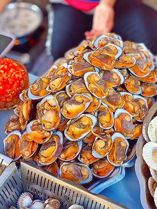 Trưa thèm hải sản ghé hàng ỐC HẰNG HÀNG XANH nổi danh tươi ngon với nhiều loại lạ thu hút bao thực khách gần xa - ảnh 3 trua them hai san ghe hang oc hang hang xanh noi danh tuoi ngon voi nhieu loai la thu hut bao thuc khach gan xa - anh 3