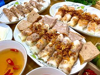 BÁNH CUỐN DẺO NÚNG NÍNH MLEM MLEM CHO NGÀY RÉT - ảnh 3 banh cuon deo nung ninh mlem mlem cho ngay ret - anh 3