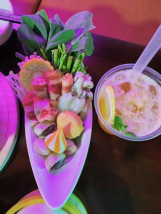GHÉ HƯƠNG CẢNG QUÁN THƯỞNG THỨC LẨU CÔ ĐƠN - ảnh 5 ghe huong cang quan thuong thuc lau co don - anh 5