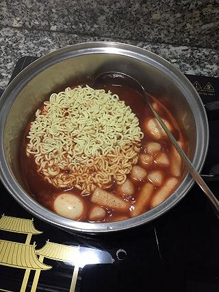 Mọi người đã ăn tối chưa nhỉ ? - ảnh 5 moi nguoi da an toi chua nhi ? - anh 5