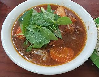 Phở Hoàng siêu ngon chuẩn vị - ảnh 4 pho hoang sieu ngon chuan vi - anh 4