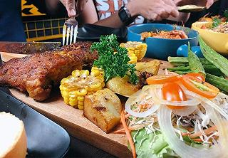 QUÁN PUB SO CHILL CẠNH BỜ KÊNH THÀNH PHỐ - ảnh 4 quan pub so chill canh bo kenh thanh pho - anh 4