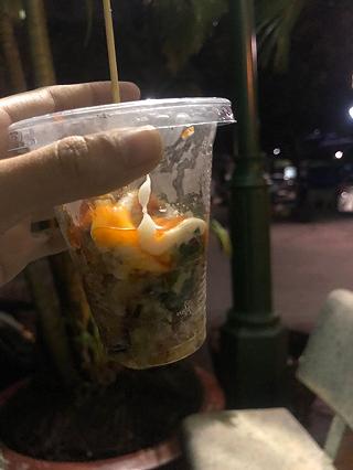 Hẻm ăn vặt Nguyễn Thị Nhỏ - ảnh 4 hem an vat nguyen thi nho - anh 4