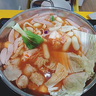 Lẩu tokbokki giá rẻ nè mọi người ơi :)) - ảnh 2 lau tokbokki gia re ne moi nguoi oi :)) - anh 2