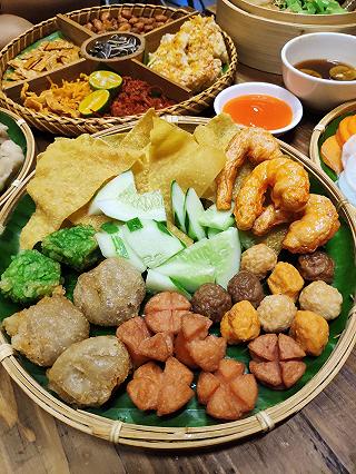 Dứt gọn mâm ăn vặt siuuu too nhaaa - ảnh 4 dut gon mam an vat siuuu too nhaaa - anh 4