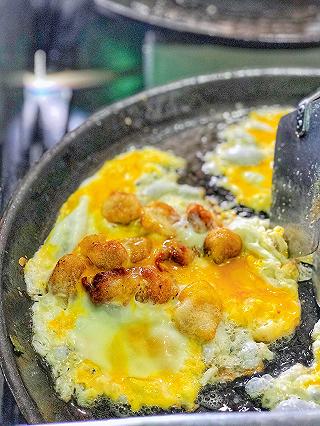 No phê pha HÁ CẢO CHIÊN TRỨNG - PATE làm xiêu lòng giới trẻ Sài thành - ảnh 6 no phe pha há cảo chien trúng - pate làm xieu lòng giói trẻ sài thanh - anh 6