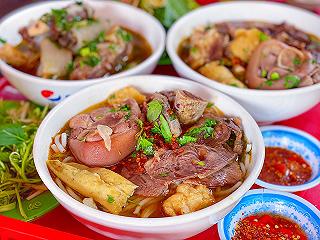 Hơn 20 năm vang danh gần xa BÚN BÒ ÚT QUYÊN đặc biệt có sườn sụn ăn sướng miệng hết nấc - ảnh 4 hon 20 nam vang danh gan xa bun bo ut quyen dac biet co suon sun an suong mieng het nac - anh 4
