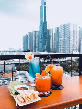 Hổng muốn chill cũng phải chill vì view ngắm trọn Landmark 81 quá xức xắcccc 🤟🤟 - ảnh 4 hong muon chill cung phai chill vi view ngam tron landmark 81 qua xuc xacccc 🤟🤟 - anh 4