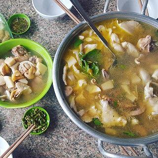 LẨU GÀ LÁ É ĐÀ LẠT SIÊU NGON TẠI TP.HCM - ảnh 3 lau ga la e da lat sieu ngon tai tp.hcm - anh 3
