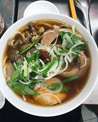 Bún bò Huế - ảnh 3 bun bo hue - anh 3