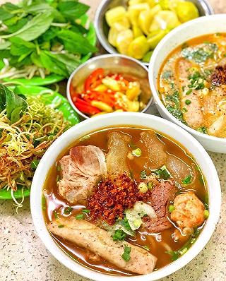 Bún bò Huế - ảnh 1 bun bo hue - anh 1