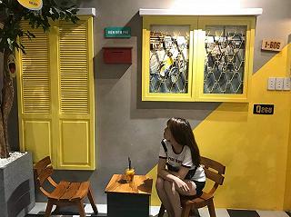 "Zoc Zoc - street coffee & Juice" đường phố trong lòng tiệm 😃 - ảnh 2 "zoc zoc - street coffee & juice" duong pho trong long tiem 😃 - anh 2