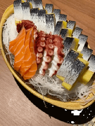 LÊN CƠN VÃ SASHIMI - AI GIẢ BỘ RỦ EM ĐI ĂN ĐI - ảnh 1 len con va sashimi - ai gia bo ru em di an di - anh 1