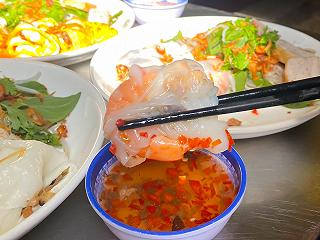 MÊ ĐẮM “BÁNH CUỐN SOÁI KINH LÂM” NỨC TIẾNG HƠN 30 NĂM Ở SÀI GÒN - ảnh 1 mê dắm “bánh cuốn soái kinh lâm” nức tiếng hơn 30 năm ở sài gòn - anh 1