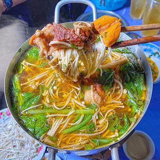 Chắc chắn phải thử LẨU BÒ KHO CAMPUCHIA “độc nhất” Sài Gòn - ăn phê tới nóc - ảnh 4 chac chan phai thu lau bo kho campuchia “doc nhat” sai gon - an phe toi noc - anh 4