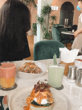 Brunch with 🐱 - ảnh 1 brunch with 🐱 - anh 1