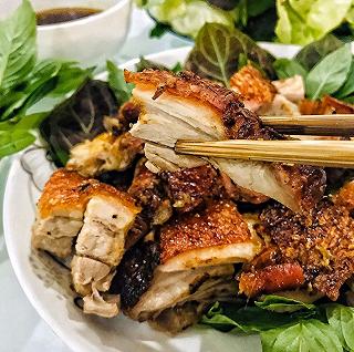 TPHCM | HEO QUAY LÁ MẮC MẬT TÂY BẮC - ảnh 1 tphcm | heo quay la mac mat tây bắc - anh 1