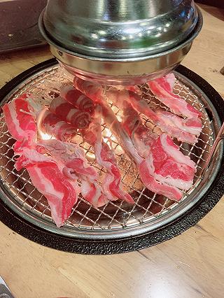 Trại bò BBQ - ảnh 1 trai bo bbq - anh 1