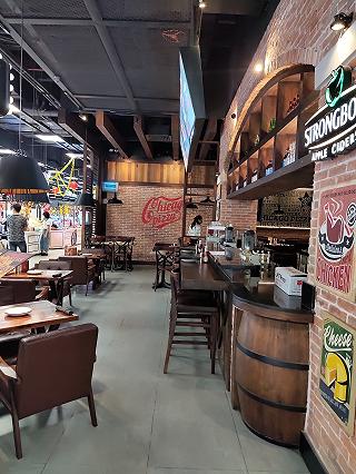 Quán pizza ''cao bồi'' đáng thử - ảnh 3 quan pizza ''cao boi'' dang thu - anh 3