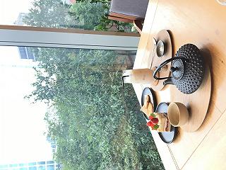 Quán cafe Nhật tông trắng sang chảnh - ảnh 1 quan cafe nhat tong trang sang chanh - anh 1