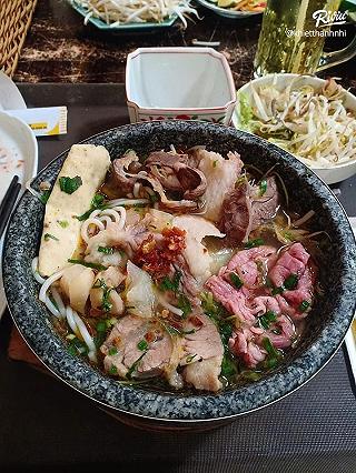 Phở bát đá Song Tâm pho bat da song tam