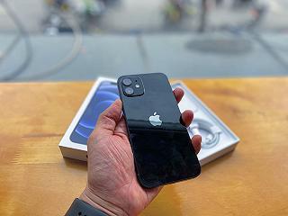 Đập Hộp Iphone 12 Trúng Thưởng từ Riviu tại quán trà sữa Toco Toco 🥤 - ảnh 2 dap hop iphone 12 trung thuong tu riviu tai quan tra sua toco toco 🥤 - anh 2