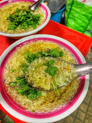 🦀 SÚP CUA CỤ BÀ TRONG HẺM NHỎ🦀 - ảnh 2 🦀 sup cua cu ba trong hem nho🦀 - anh 2