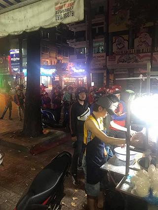 ☘️☘️ Bánh tráng mỡ hành THAU chồng THAU đông quá trời đông khu Q11 ☘️☘️ - ảnh 5 ☘️☘️ banh trang mo hanh thau chong thau dong qua troi dong khu q11 ☘️☘️ - anh 5