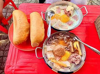 Bánh mì xíu mại Cô Phương - ảnh 1 banh mi xiu mai co phuong - anh 1