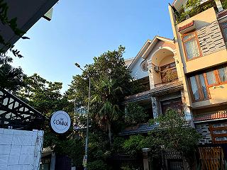 Quán cafe tông trắng siêu xinh ở Phú Nhuận - ảnh 3 quan cafe tong trang sieu xinh o phu nhuan - anh 3