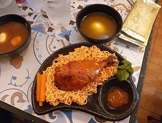 Mì Cay Khuya - ảnh 4 mi cay khuya - anh 4