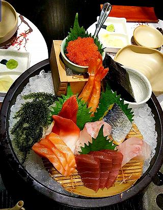 SUSHI NGON NGẤT NGÂY Á - ảnh 2 sushi ngon ngat ngay a - anh 2