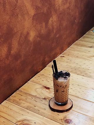 TOẠ ĐỘ QUÁN CAFE SỐNG ẢO MỚI TOANH TẠI HÓC MÔN - ảnh 2 toa do quan cafe song ao moi toanh tai hoc mon - anh 2