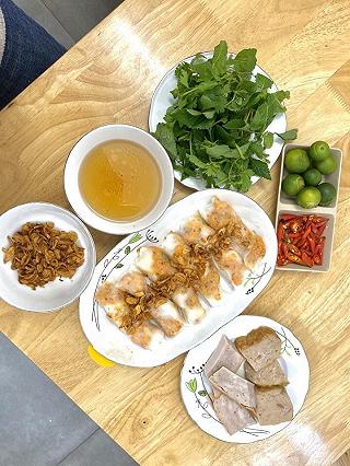 Bánh cuốn nhân tôm - ảnh 1 banh cuon nhan tom - anh 1