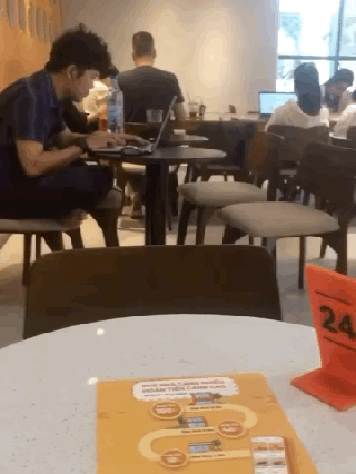 The Coffee House 141 Nguyễn Thái Bình Q1 - ảnh 1 the coffee house 141 nguyen thai binh q1 - anh 1