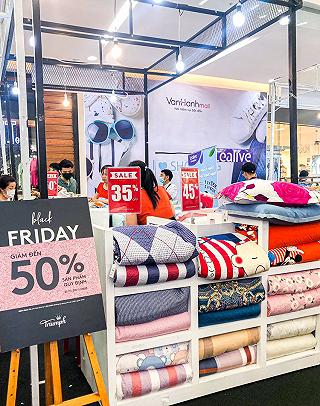 BLACK FRIDAY ĐANG CÀN QUÉT VẠN HẠNH MALL NHƯ THẾ NÀO? - ảnh 6 black friday dang can quet van hanh mall nhu the nao? - anh 6