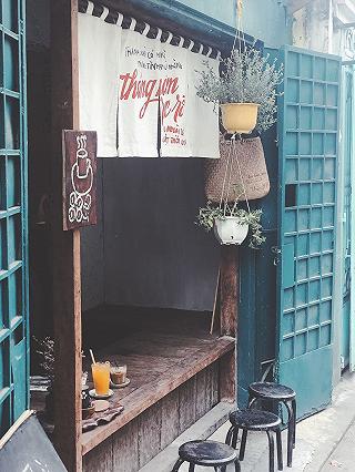 THÁNG NĂM RỰC RỠ tái hiện trong TIỆM TÂN THỜI - ảnh 3 thang nam ruc ro tai hien trong tiem tan thoi - anh 3