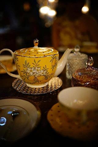 Cuối tuần thì làm gì? Hẹn hò một buổi trà chiều với chị em bạn dì thì có gì sai. Sai là có chút phấn khích khi tìm được một quán đẹp và thơm. - ảnh 2 cuoi tuan thi lam gi? hen ho mot buoi tra chieu voi chi em ban di thi co gi sai. sai la co chut phan khich khi tim duoc mot quan dep va thom. - anh 2