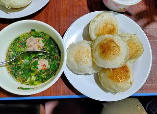 Bánh căn Đà Lạt Cô Quỳnh - ảnh 1 banh can da lat co quynh - anh 1