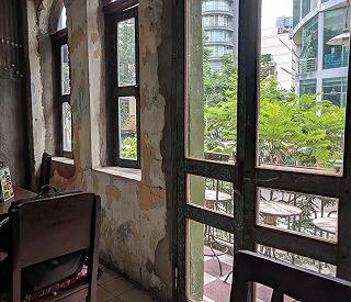 CÀ PHÊ BÌNH DỊ ,HOÀI NIỆM Á - ảnh 3 ca phe binh di ,hoai niem a - anh 3