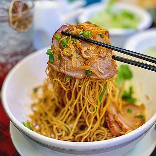 Không cần đi HongKong, nơi đây có bán hết các món HongKong ngon ăn đứt người yêu cũ - ảnh 5 khong can di hongkong, noi day co ban het cac mon hongkong ngon an dut nguoi yeu cu - anh 5