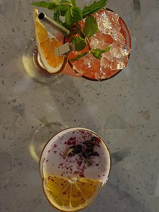 Quán lounge phù hợp để chill và ngắm Sài Gòn về đêm - ảnh 1 quan lounge phu hop de chill va ngam sai gon ve dem - anh 1