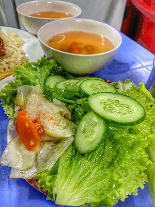 🥗🍗 QUÁN CƠM GÀ MỘC MẠC TRONG CON HẺM NHỎ🥗 - ảnh 3 🥗🍗 quan com ga moc mac trong con hem nho🥗 - anh 3