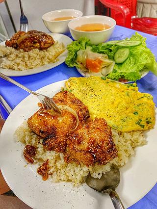 🥗🍗 QUÁN CƠM GÀ MỘC MẠC TRONG CON HẺM NHỎ🥗 - ảnh 1 🥗🍗 quan com ga moc mac trong con hem nho🥗 - anh 1