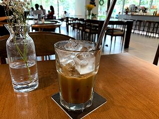 Quán cafe có không gian thoáng và view đẹp - ảnh 1 quan cafe co khong gian thoang va view dep - anh 1