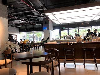 Quán cafe có không gian thoáng và view đẹp - ảnh 2 quan cafe co khong gian thoang va view dep - anh 2